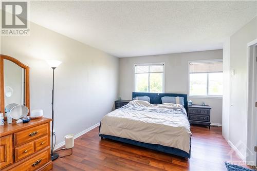 1089 Ballantyne Drive, Ottawa, ON - Indoor Photo Showing Bedroom