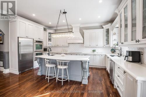 16252 11Th Concession Road, King, ON - Indoor Photo Showing Kitchen With Upgraded Kitchen