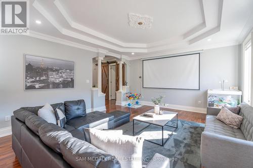 16252 11Th Concession Road, King, ON - Indoor Photo Showing Living Room