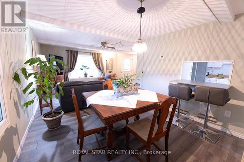 99 Linden Lane, Innisfil, ON - Indoor Photo Showing Dining Room