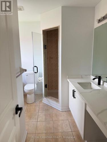 33 Gordon Weeden Road, Markham, ON - Indoor Photo Showing Bathroom