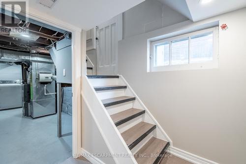 242 Glendale Avenue N, Hamilton, ON - Indoor Photo Showing Other Room