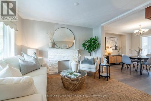 242 Glendale Avenue N, Hamilton, ON - Indoor Photo Showing Living Room With Fireplace