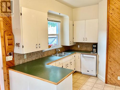 270 Dominion Street, Midway, BC - Indoor Photo Showing Kitchen With Double Sink