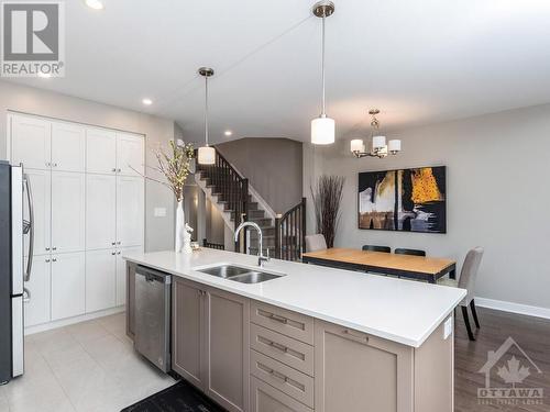 4945 Abbott Street E, Ottawa, ON - Indoor Photo Showing Kitchen With Double Sink With Upgraded Kitchen