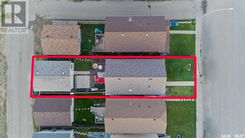 487 Blakeney Crescent, Saskatoon, SK -  Photo Showing Garage