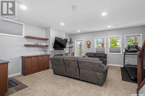 114 342 Trimble Crescent, Saskatoon, SK - Indoor Photo Showing Living Room