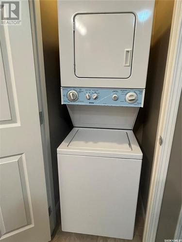 #1 1507 19Th Street W, Saskatoon, SK - Indoor Photo Showing Laundry Room