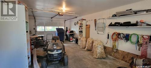 500 Broad Street, Cut Knife, SK - Indoor Photo Showing Garage