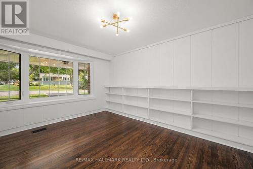 71 Riverwood Parkway, Toronto, ON - Indoor Photo Showing Other Room