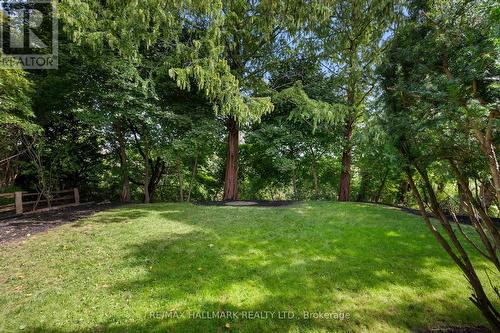 71 Riverwood Parkway, Toronto, ON - Outdoor