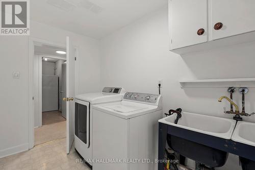 71 Riverwood Parkway, Toronto, ON - Indoor Photo Showing Laundry Room