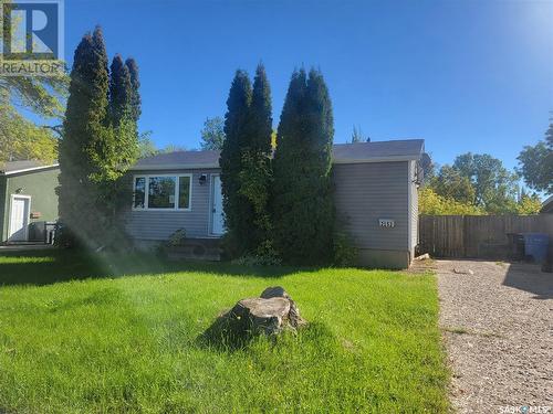 2152 Deans Crescent, North Battleford, SK - Outdoor