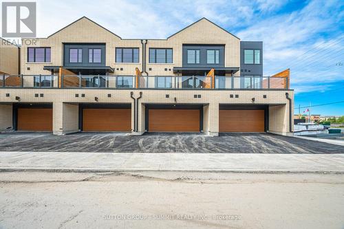 15 - 2273 Turnberry Road, Burlington, ON - Outdoor With Balcony With Facade