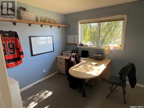 212 7Th Street S, Wakaw, SK - Indoor Photo Showing Office