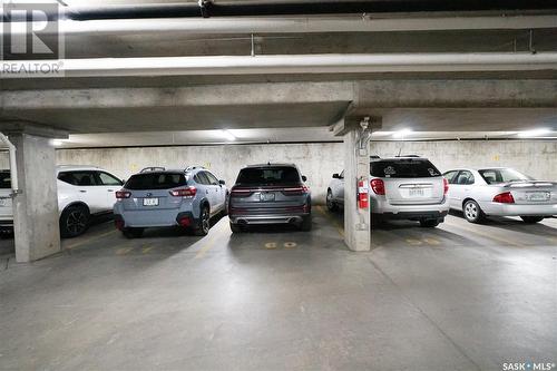 113 110 Armistice Way, Saskatoon, SK - Indoor Photo Showing Garage