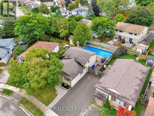 37 Broken Oak Crescent, Kitchener, ON - Outdoor