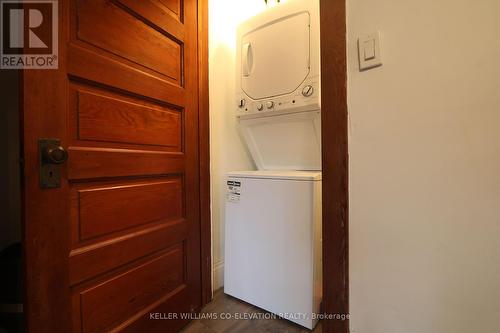 56 Regent Street E, Welland, ON - Indoor Photo Showing Laundry Room