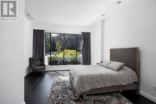 45 Park Lane Circle, Toronto, ON - Indoor Photo Showing Bedroom