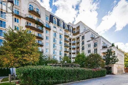 #602 - 1 Balmoral Avenue, Toronto, ON - Outdoor With Balcony With Facade