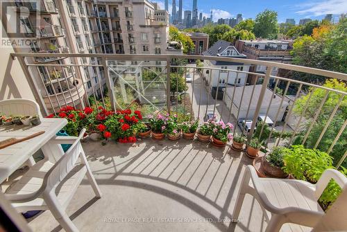 #602 - 1 Balmoral Avenue, Toronto, ON - Outdoor With Balcony