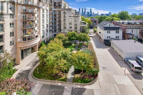 #602 - 1 Balmoral Avenue, Toronto, ON - Outdoor With Balcony With Facade