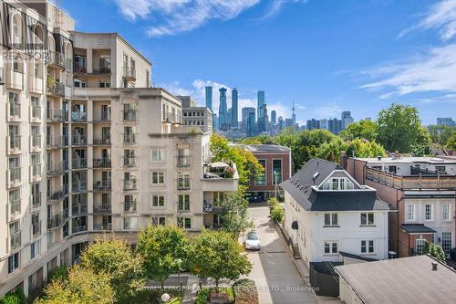 #602 - 1 Balmoral Avenue, Toronto, ON - Outdoor With Balcony With Facade