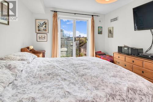 #602 - 1 Balmoral Avenue, Toronto, ON - Indoor Photo Showing Bedroom