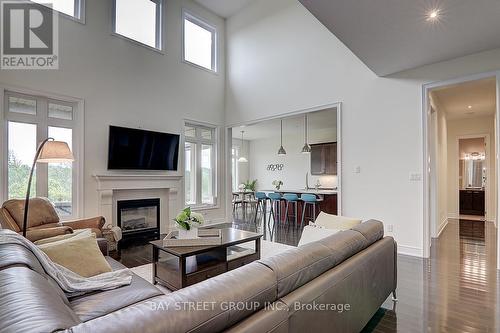 48 Country Club Crescent, Uxbridge, ON - Indoor Photo Showing Living Room With Fireplace