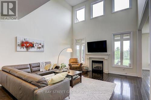 48 Country Club Crescent, Uxbridge, ON - Indoor Photo Showing Living Room With Fireplace