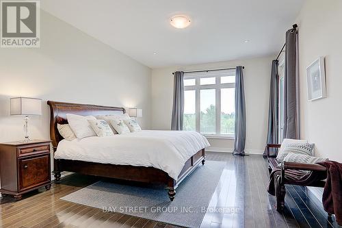 48 Country Club Crescent, Uxbridge, ON - Indoor Photo Showing Bedroom