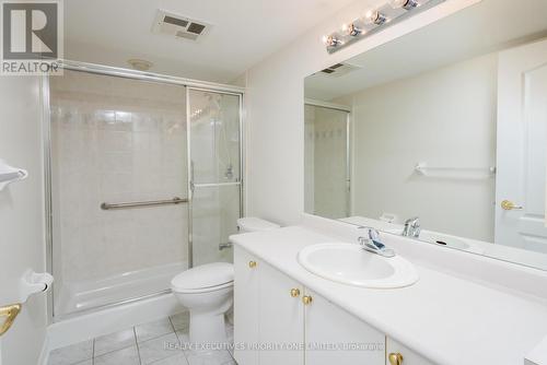 321 - 7373 Martingrove Road, Vaughan, ON - Indoor Photo Showing Bathroom