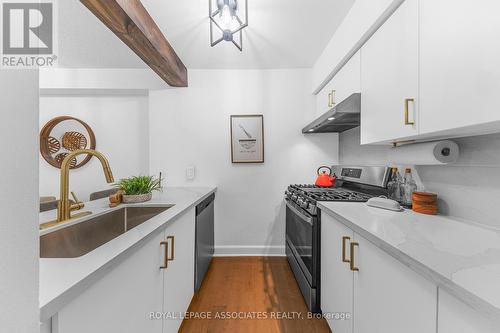 504 - 46 East Liberty Street, Toronto, ON - Indoor Photo Showing Kitchen