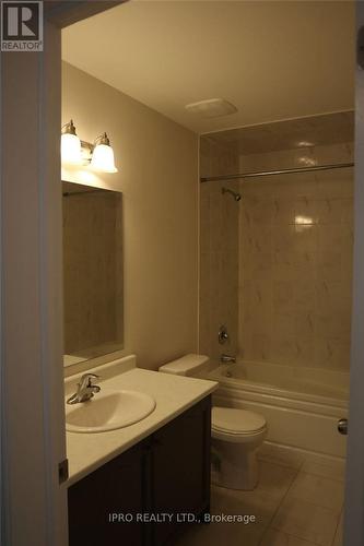 414 Dougall Avenue, Caledon, ON - Indoor Photo Showing Bathroom