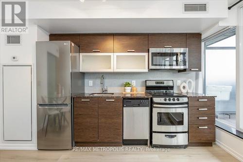 906E - 36 Lisgar Street, Toronto, ON - Indoor Photo Showing Kitchen