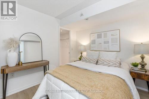 906E - 36 Lisgar Street, Toronto, ON - Indoor Photo Showing Bedroom