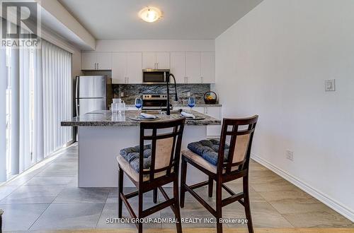 5 Hills Thistle Drive, Wasaga Beach, ON - Indoor Photo Showing Kitchen