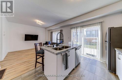 5 Hills Thistle Drive, Wasaga Beach, ON - Indoor Photo Showing Kitchen With Double Sink