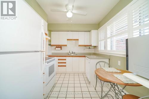 84 Lowcrest Boulevard, Toronto, ON - Indoor Photo Showing Kitchen