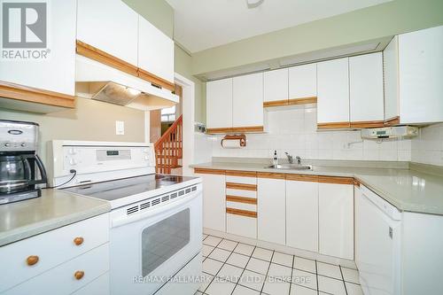 84 Lowcrest Boulevard, Toronto, ON - Indoor Photo Showing Kitchen