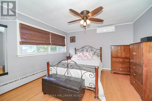 84 Lowcrest Boulevard, Toronto, ON - Indoor Photo Showing Bedroom