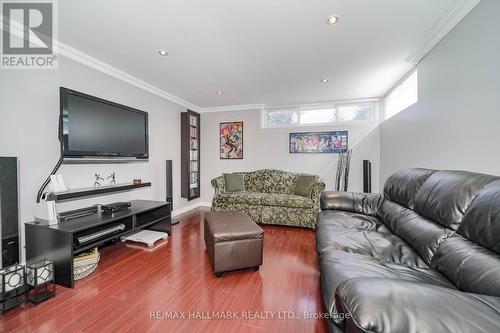 84 Lowcrest Boulevard, Toronto, ON - Indoor Photo Showing Living Room