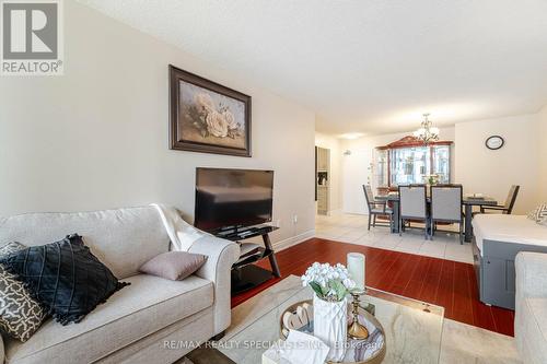 915 - 370 Dixon Road, Toronto, ON - Indoor Photo Showing Living Room