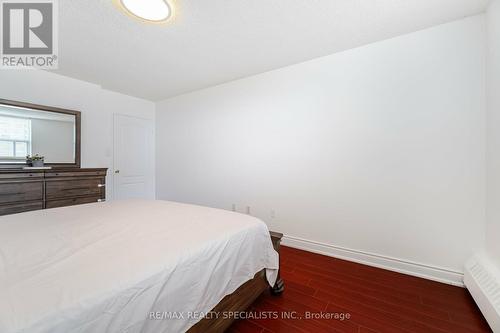 915 - 370 Dixon Road, Toronto, ON - Indoor Photo Showing Bedroom