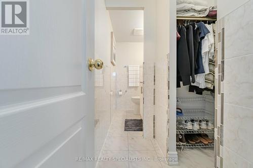 915 - 370 Dixon Road, Toronto, ON - Indoor Photo Showing Bathroom