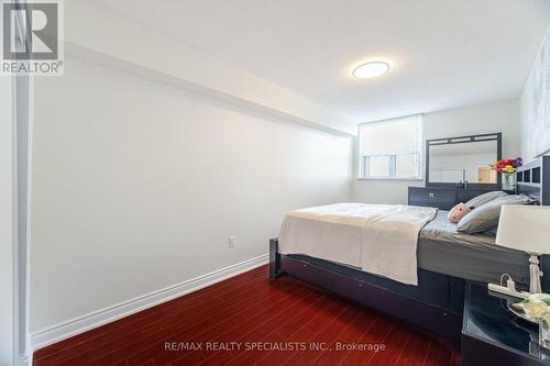 915 - 370 Dixon Road, Toronto, ON - Indoor Photo Showing Bedroom