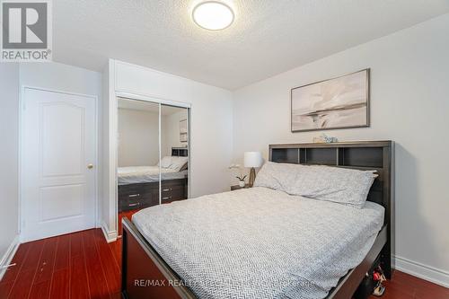 915 - 370 Dixon Road, Toronto, ON - Indoor Photo Showing Bedroom