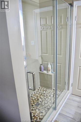 165 Lancefield Place, Chatham, ON - Indoor Photo Showing Bathroom