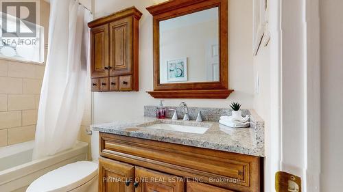 96 Copeman Crescent, Barrie, ON - Indoor Photo Showing Bathroom