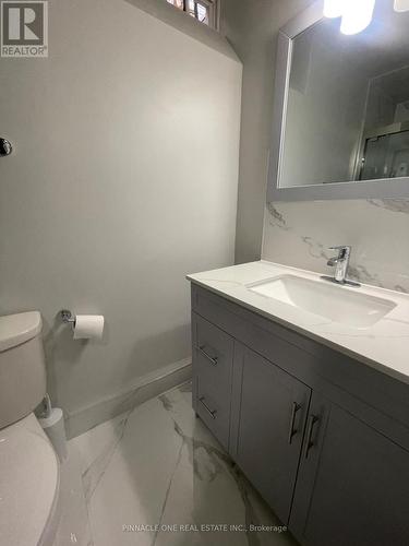 96 Copeman Crescent, Barrie, ON - Indoor Photo Showing Bathroom